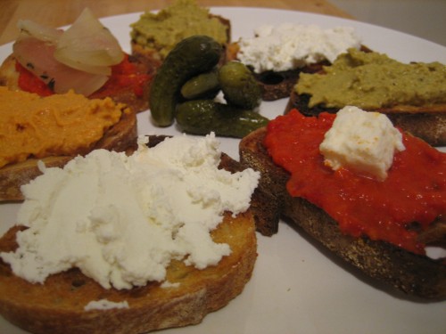 ricotta and red bell pepper crostini