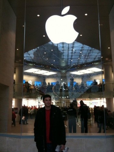 i'm a nerd - apple store, paris